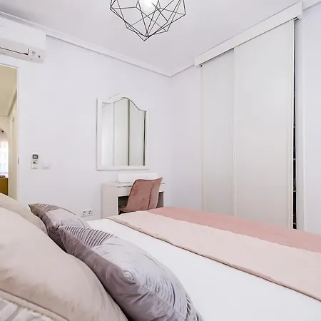 Playa Jardin Iv Apartment